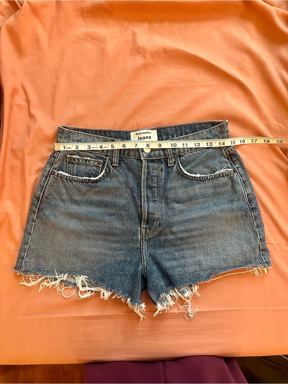Reformation Dixie High Rise Jean Short - Picture 3 of 7
